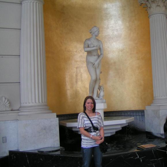 Meet your Posher, Amy - Picture 1 of 1